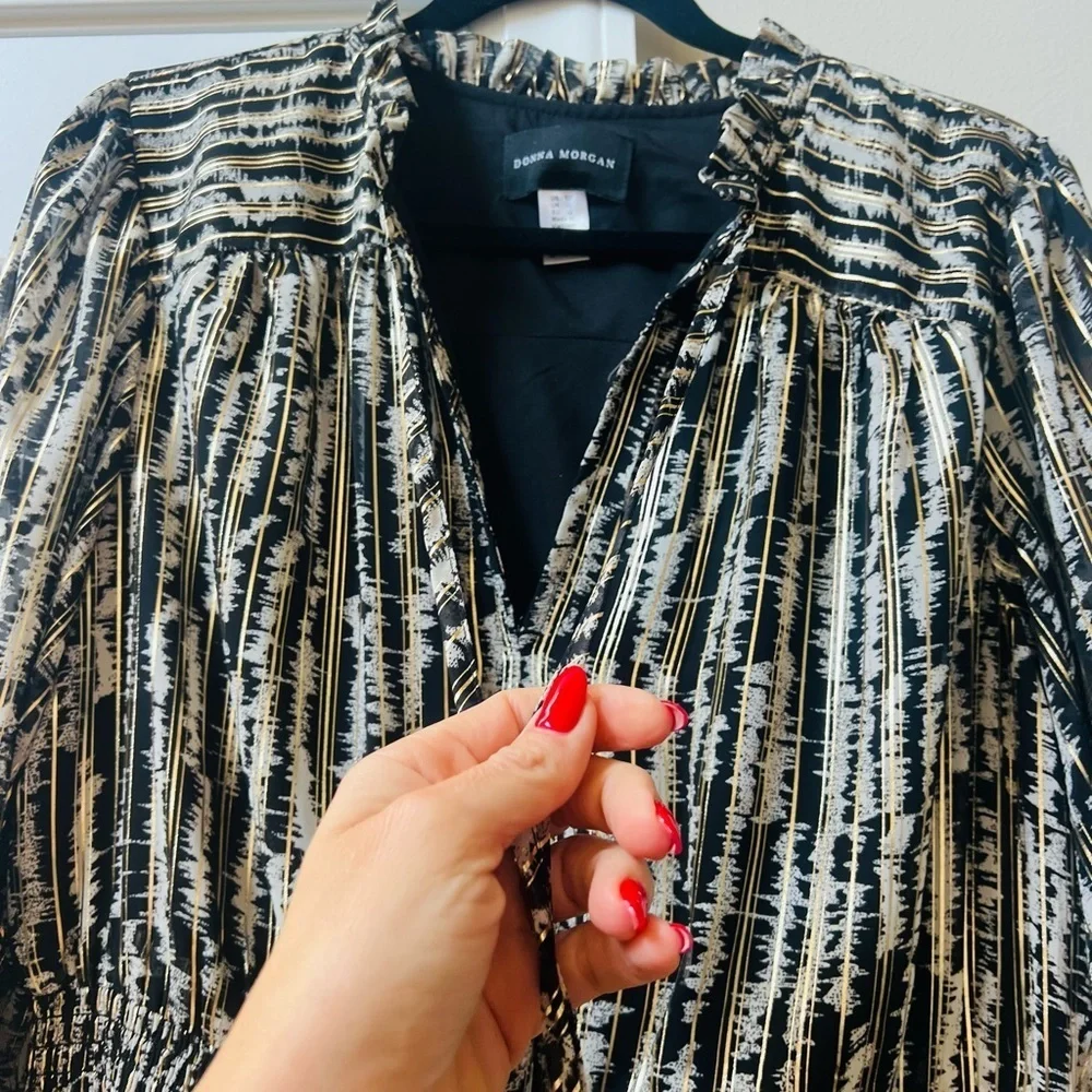 Donna Morgan Black and White Patterned Long Sleeve Dress - Picture 5 of 12